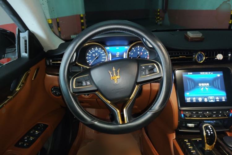 Used Maserati President 2017 3.0T Standard Model Steering Wheel