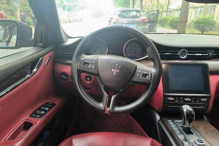 Used Maserati President 2017 3.0T Standard Model Steering Wheel