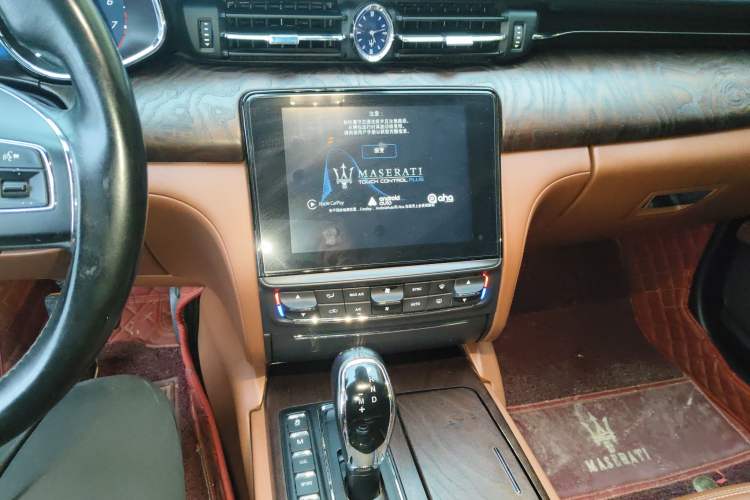 Used Maserati President 2017 3.0T Standard Model Audio And AC Panel