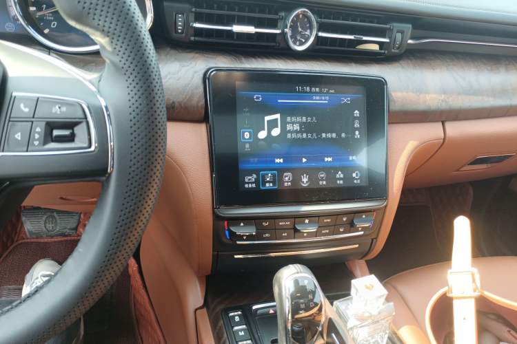 Used Maserati President 2017 3.0T Standard Model Audio And AC Panel