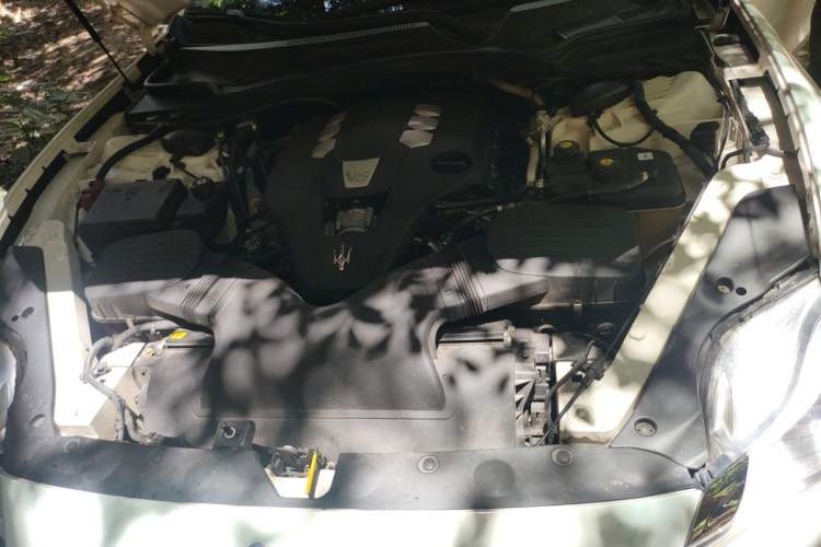 Used Maserati President 2017 3.0T Standard Model Engine Bay