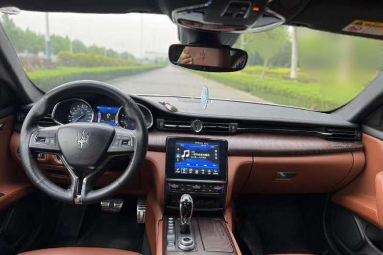 Used Maserati President 2017 3.0T Standard Model Interior 1