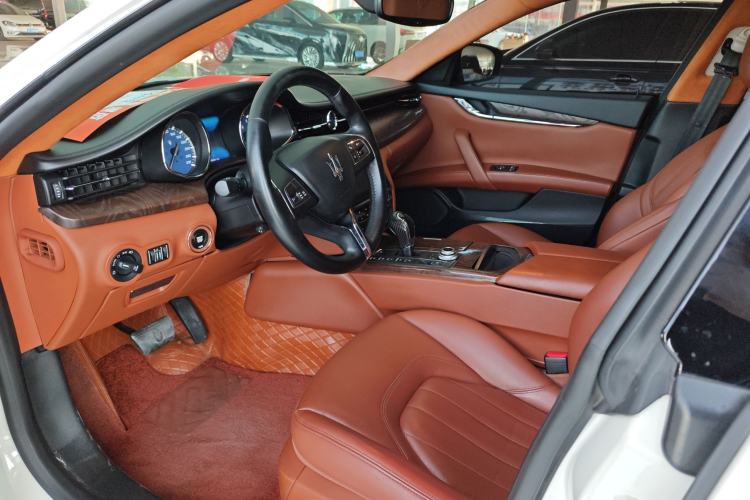 Used Maserati President 2017 3.0T Standard Model Interior 2