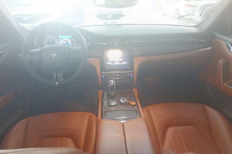 Used Maserati President 2017 3.0T Standard Model Interior 3