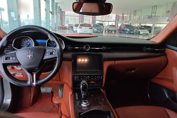 Used Maserati President 2017 3.0T Standard Model Interior 3