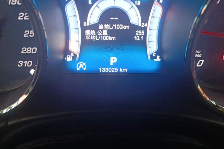 Used Maserati President 2017 3.0T Standard Model Odometer Close Up