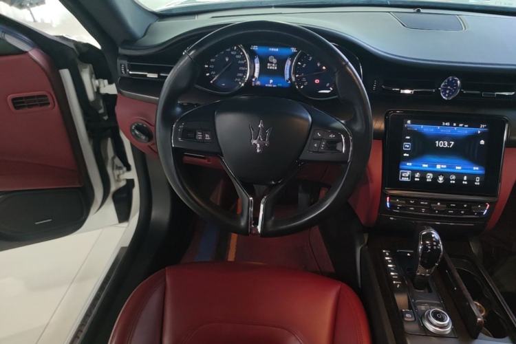 Used Maserati President 2017 3.0T Standard Model Steering Wheel