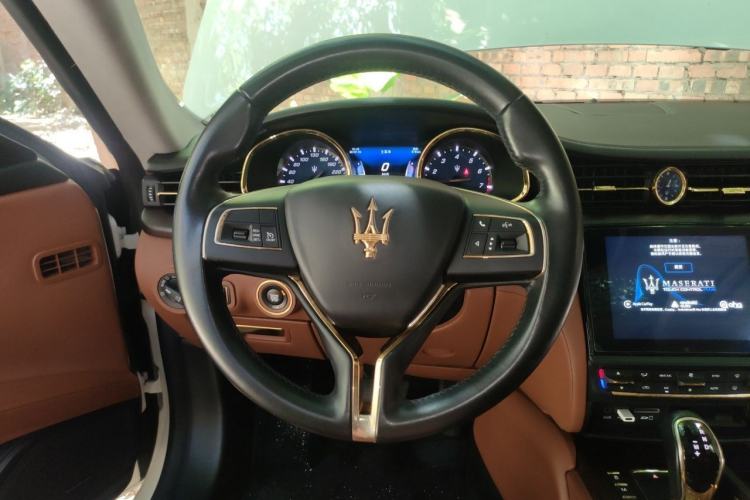 Used Maserati President 2017 3.0T Standard Model Steering Wheel