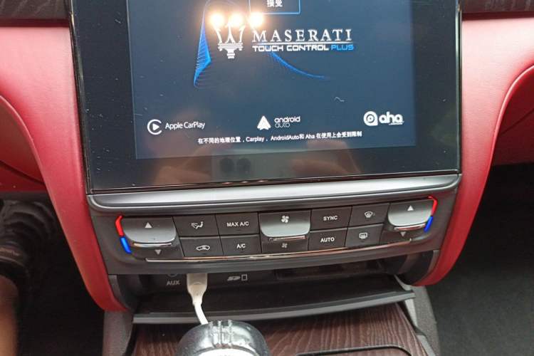 Used Maserati President 2018 3.0T Standard Edition Audio And AC Panel