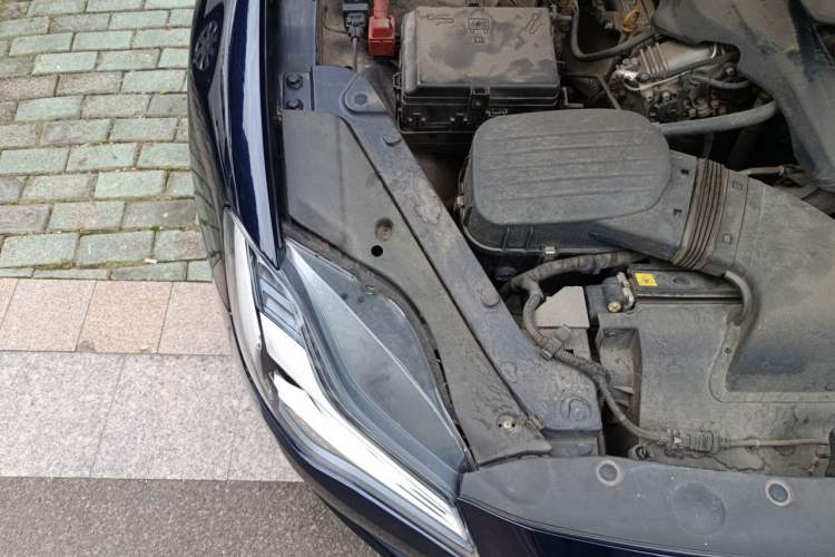 Used Maserati President 2018 3.0T Standard Edition Engine Bay Right