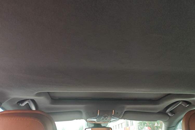 Used Maserati President 2018 3.0T S Q4 Sport Edition Headliner
