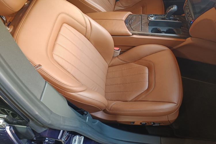 Used Maserati President 2018 3.0T Standard Edition Right Front Seat