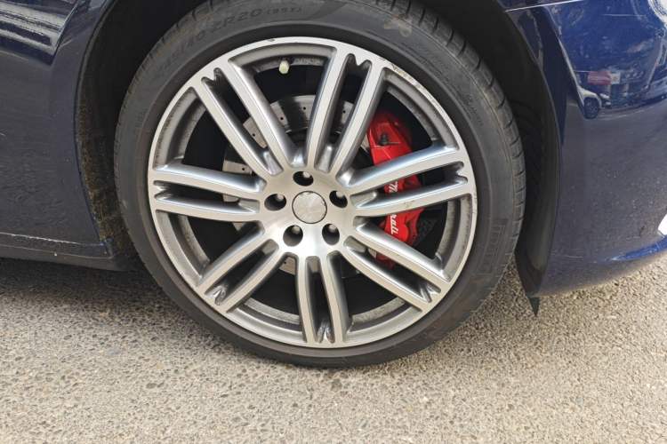 Used Maserati President 2018 3.0T S Q4 Sport Edition Right Front Wheel Hub