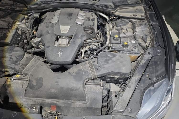 Used Maserati President 2018 3.0T Standard Edition Engine Bay Left