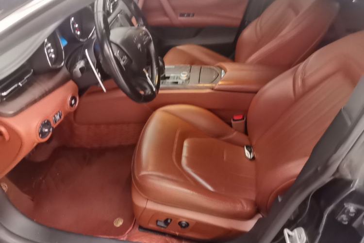 Used Maserati President 2018 3.0T Luxury Edition Left Front Seat