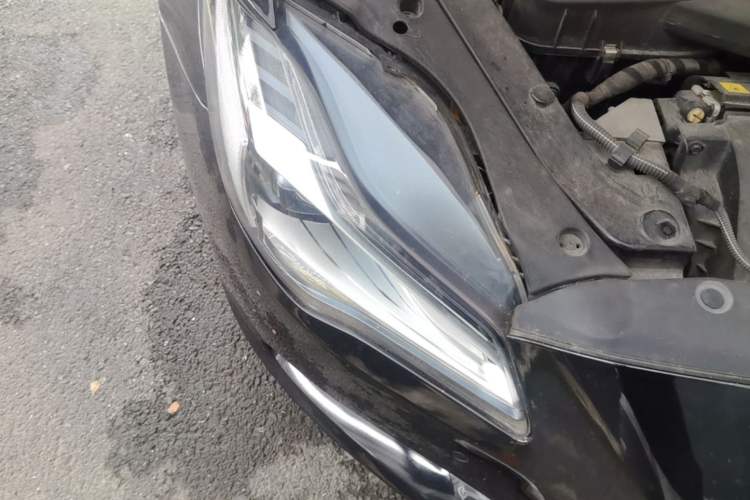 Used Maserati President 2018 3.0T Luxury Edition Right Front Headlight