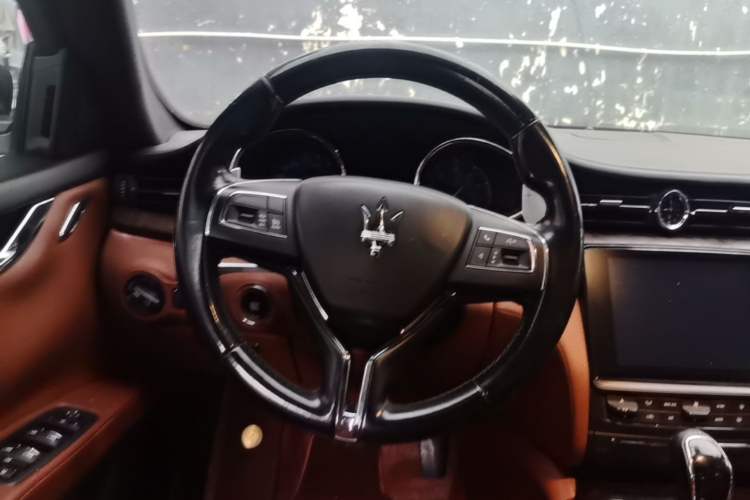 Used Maserati President 2018 3.0T Luxury Edition Steering Wheel