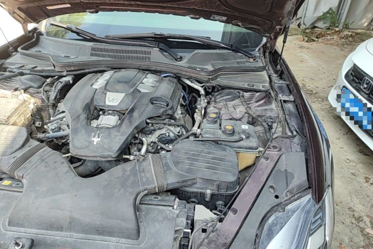 Used Maserati President 2018 3.0T Standard Edition Engine Bay Left