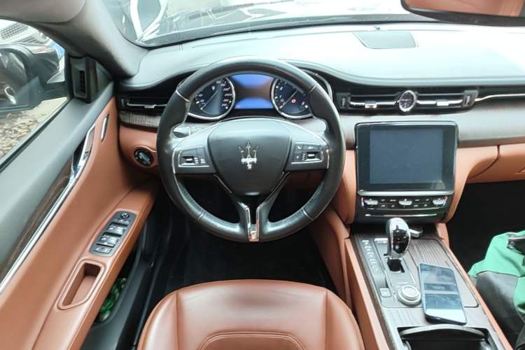 Used Maserati President 2018 3.0T Standard Edition Steering Wheel