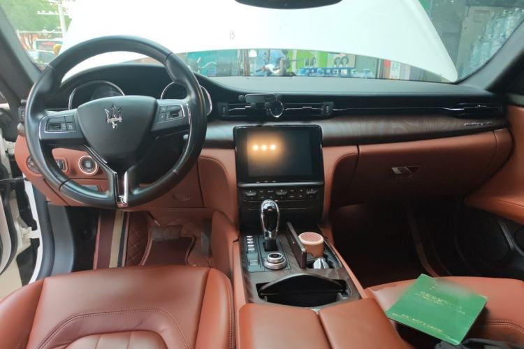Used Maserati President 2018 3.0T Standard Edition Center Console