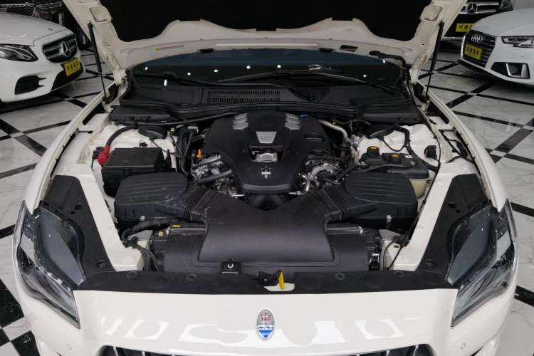 Used Maserati President 2018 3.0T Standard Edition Engine Bay
