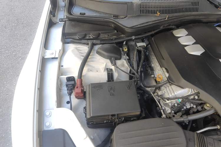 Used Maserati President 2018 3.0T Sport Edition Engine Bay Right