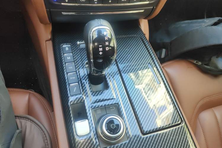 Used Maserati President 2018 3.0T Sport Edition Gear Lever