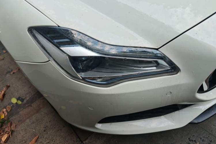 Used Maserati President 2018 3.0T Standard Edition Right Front Headlight