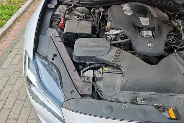 Used Maserati President 2019 3.0T Luxury Edition China VI Standard Engine Bay Right