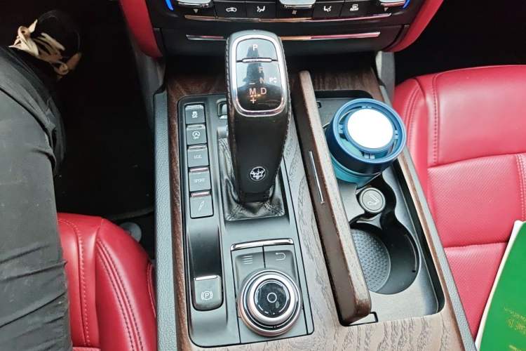 Used Maserati President 2019 3.0T Luxury Edition China VI Standard Gear Lever