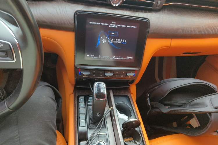 Used Maserati President 2020 3.0T Standard Edition Audio And AC Panel