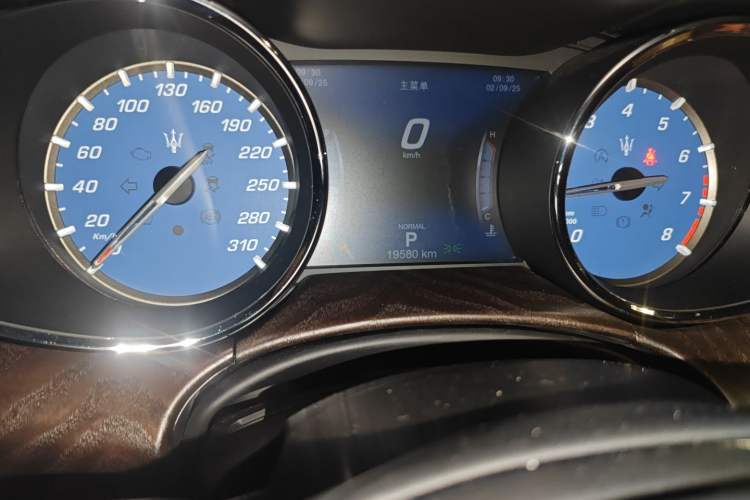 Used Maserati President 2020 3.0T Standard Edition Odometer Close Up