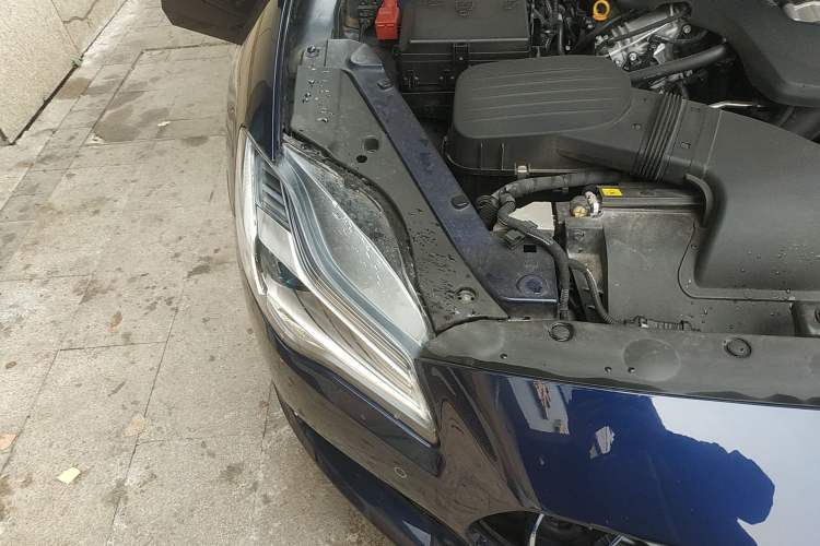Used Maserati President 2020 3.0T Standard Edition Right Front Headlight