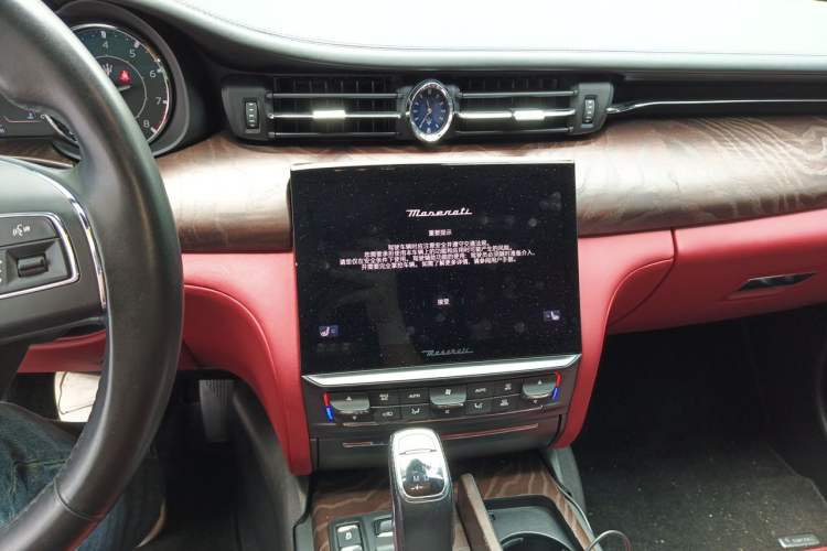 Used Maserati President 2021 3.0T Standard Edition Audio And AC Panel