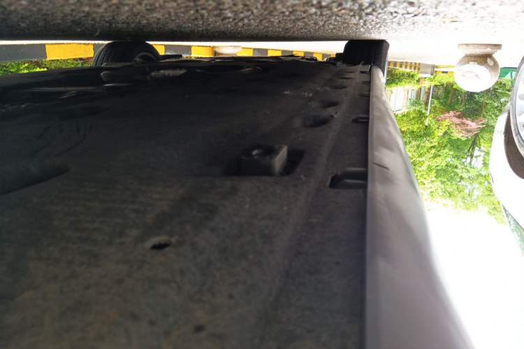 Used Maserati President 2021 3.0T Standard Edition Chassis Rear Left