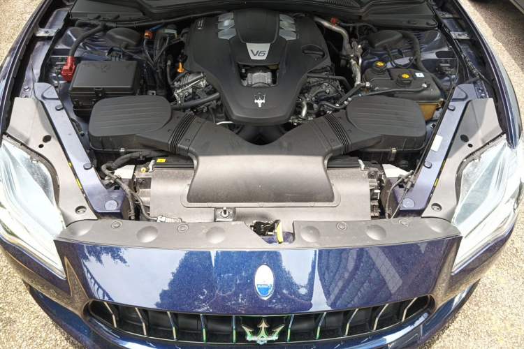 Used Maserati President 2021 3.0T Standard Edition Engine Bay