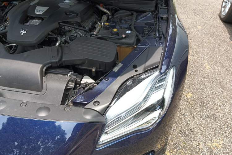 Used Maserati President 2021 3.0T Standard Edition Engine Bay Left