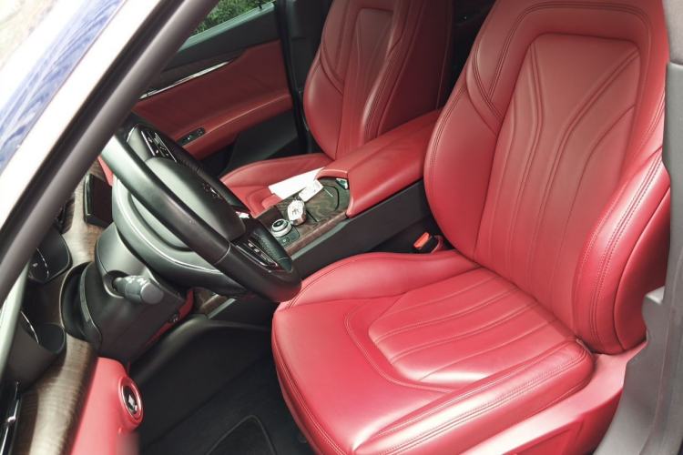 Used Maserati President 2021 3.0T Standard Edition Left Front Seat