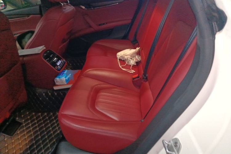 Used Maserati President 2021 3.0T Standard Edition Left Rear Seat