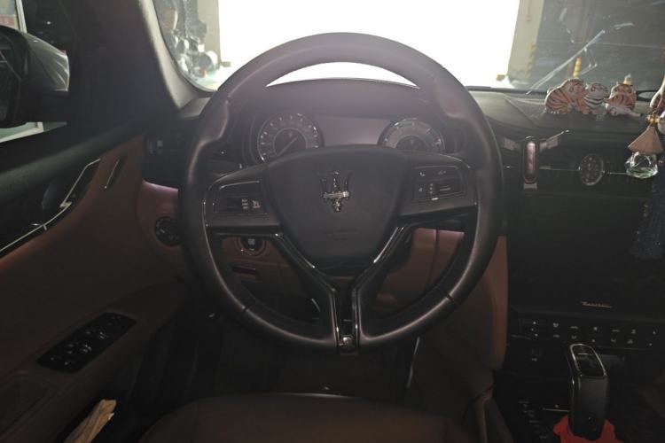 Used Maserati President 2021 3.0T Standard Edition Steering Wheel