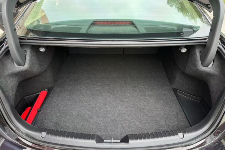 Used Mazda Atenza 2020 2.5L Skyline Sport Edition Interior 9