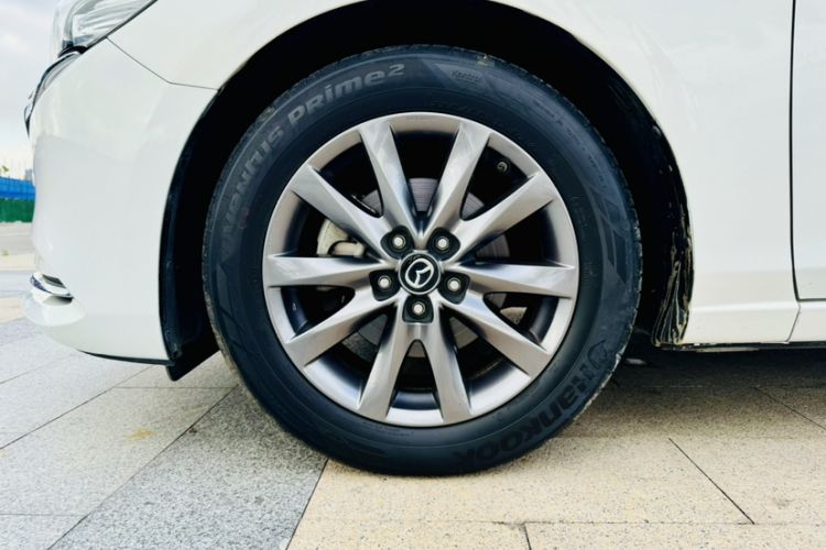 Used Mazda Atenza 2021 2.0L Blue Sky Luxury Edition Exterior 6