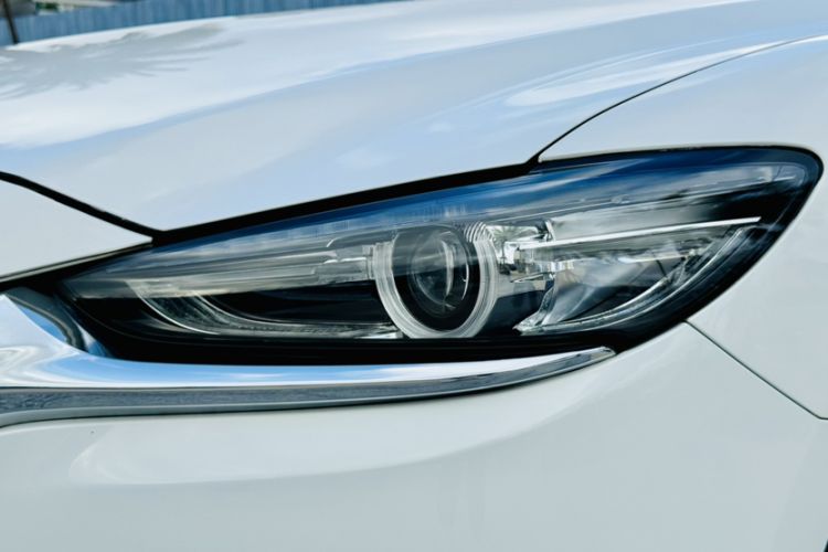 Used Mazda Atenza 2021 2.0L Blue Sky Luxury Edition Left Front Headlight