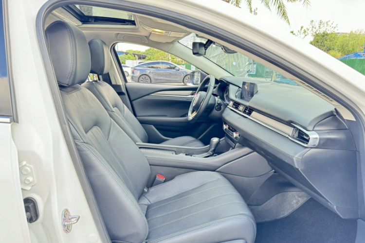 Used Mazda Atenza 2021 2.0L Blue Sky Luxury Edition Right Front Seat