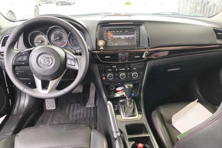 Used Mazda Atenza 2013 2.0L Standard Version Center Console