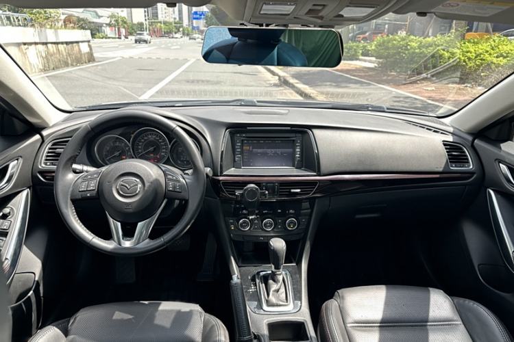 Used Mazda Atenza 2013 2.0L Standard Version Interior 4