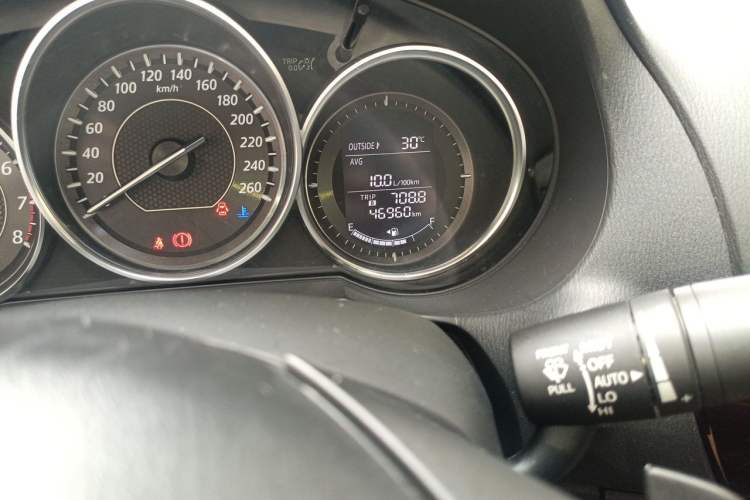 Used Mazda Atenza 2013 2.0L Standard Version Odometer Close Up