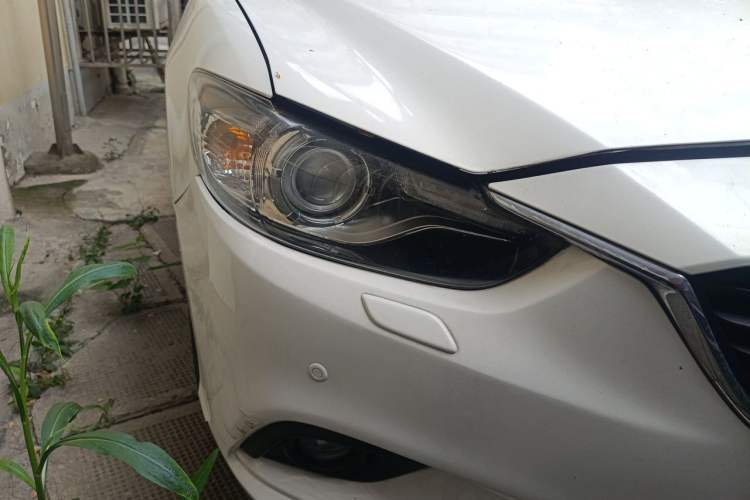 Used Mazda Atenza 2013 2.0L Standard Version Right Front Headlight