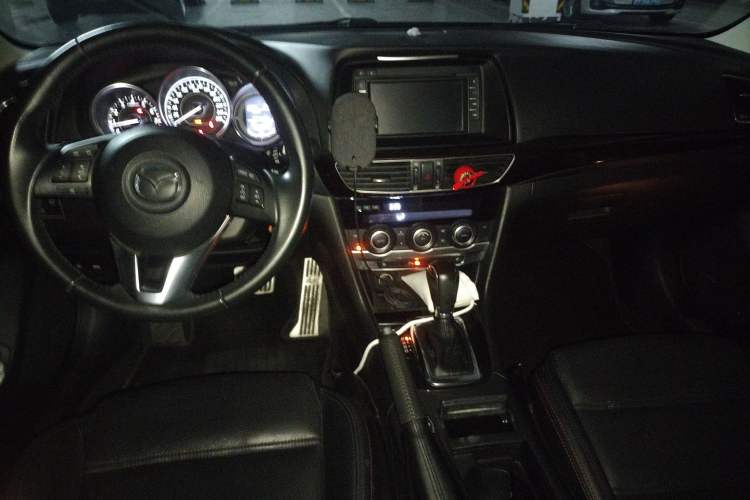 Used Mazda Atenza 2014 2.5L Blue Sky Prestige Edition Center Console