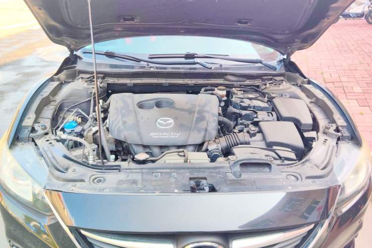 Used Mazda Atenza 2014 2.0L Blue Sky Luxury Edition Engine Bay